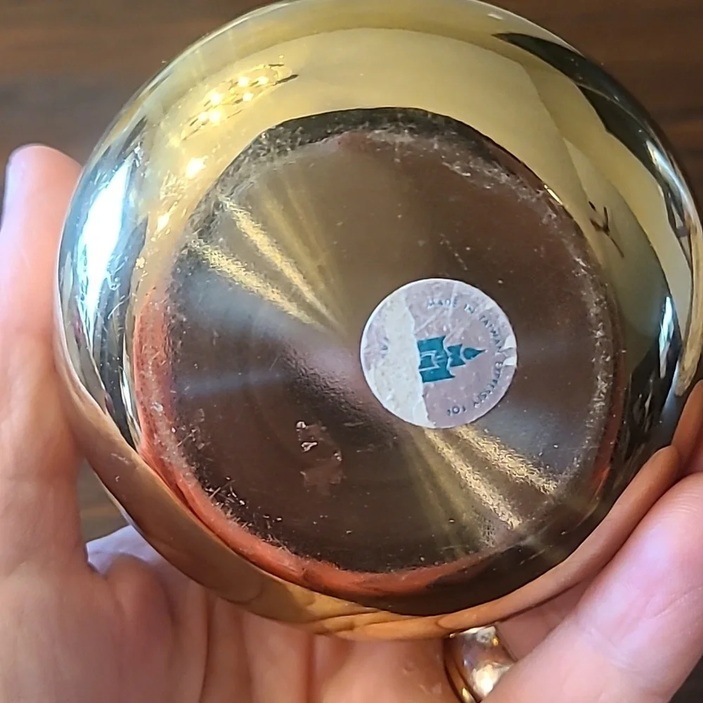 brass candle holder cut out